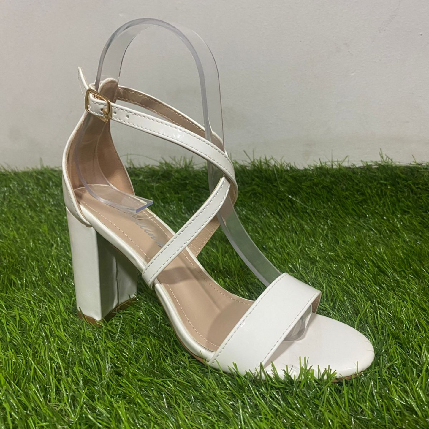 Sandalias de Mujer Blancas con Taco Elegante G232508