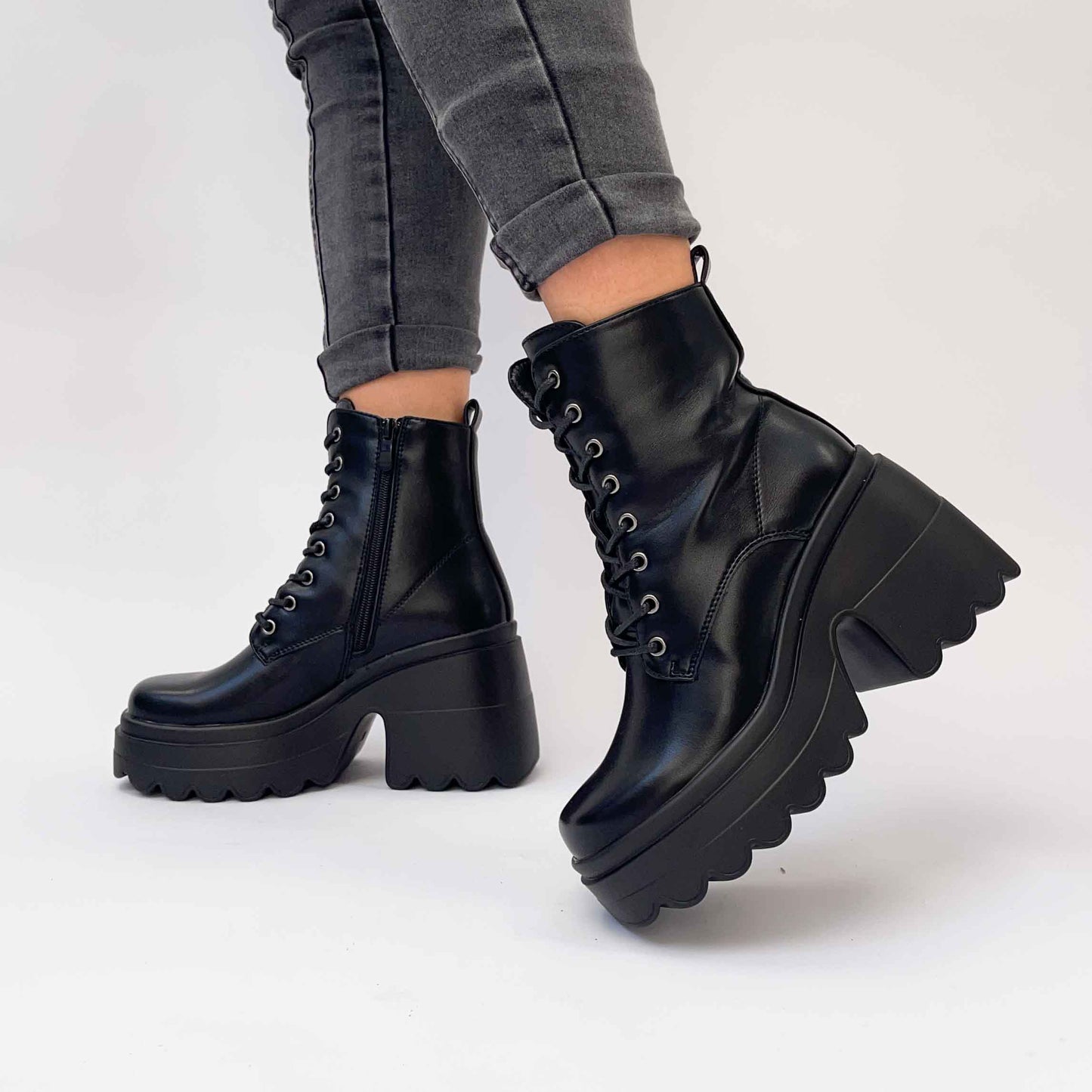 Botines Negro De Mujer Con Plataforma 2466